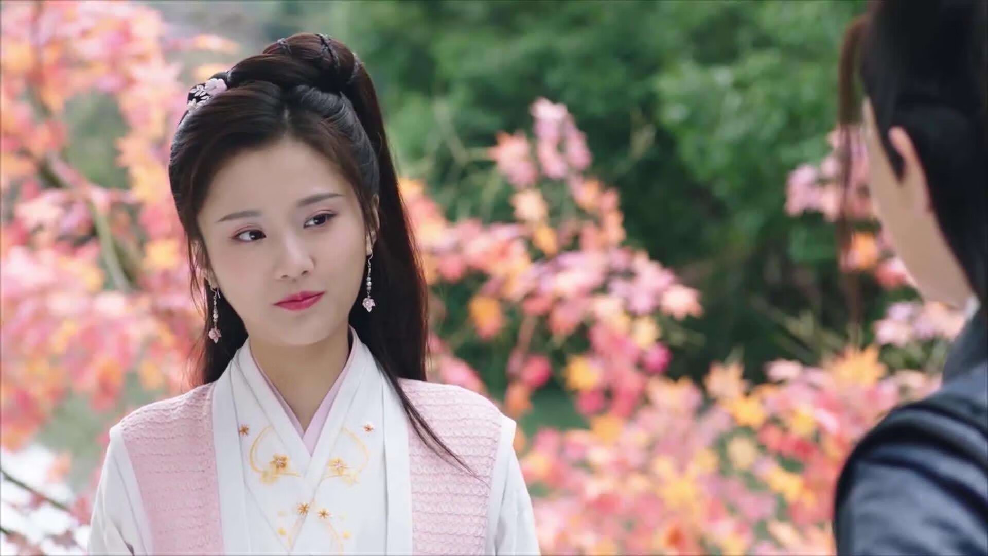 英超裁判使用语义情境回放减少比赛中争议焦点失控,英超裁判安排