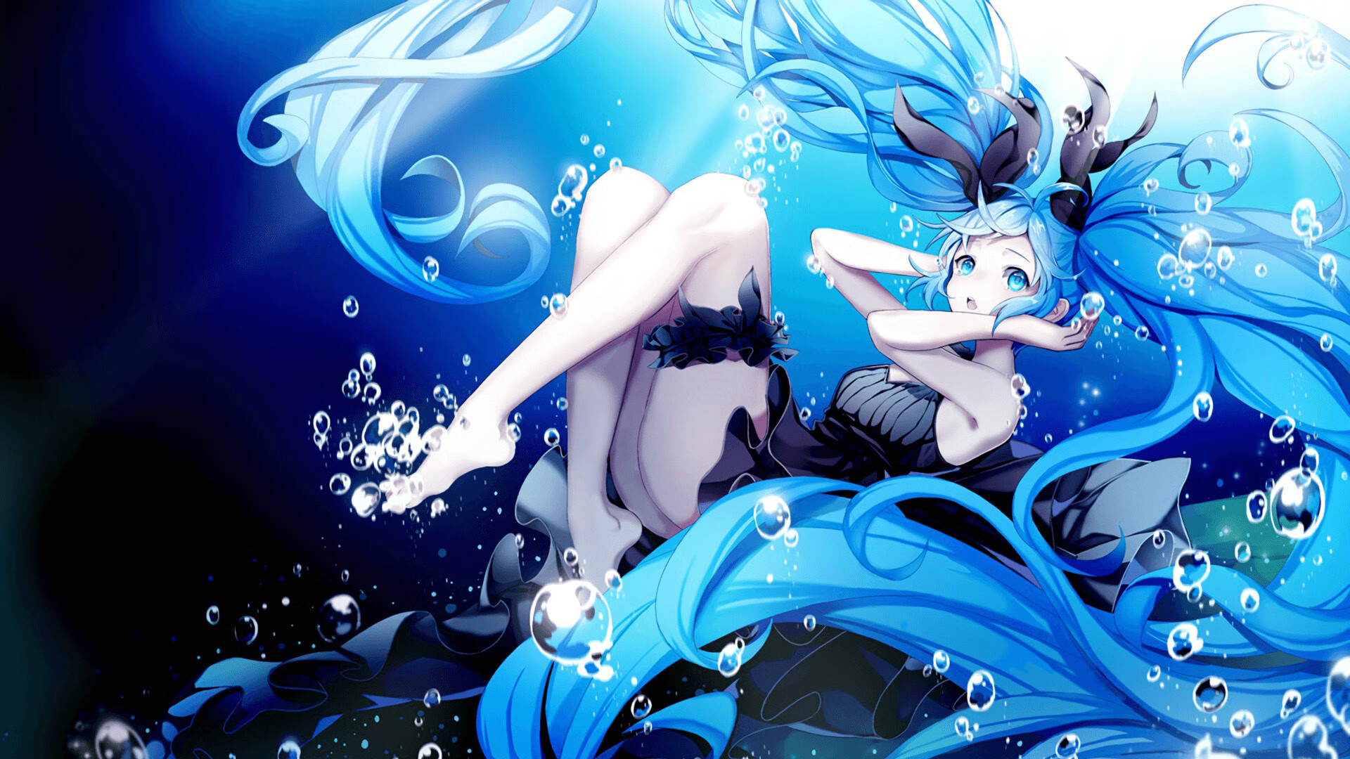 mk体育官方网站-拜仁中场站位流动性强，持续拉扯防线，拜仁 中场