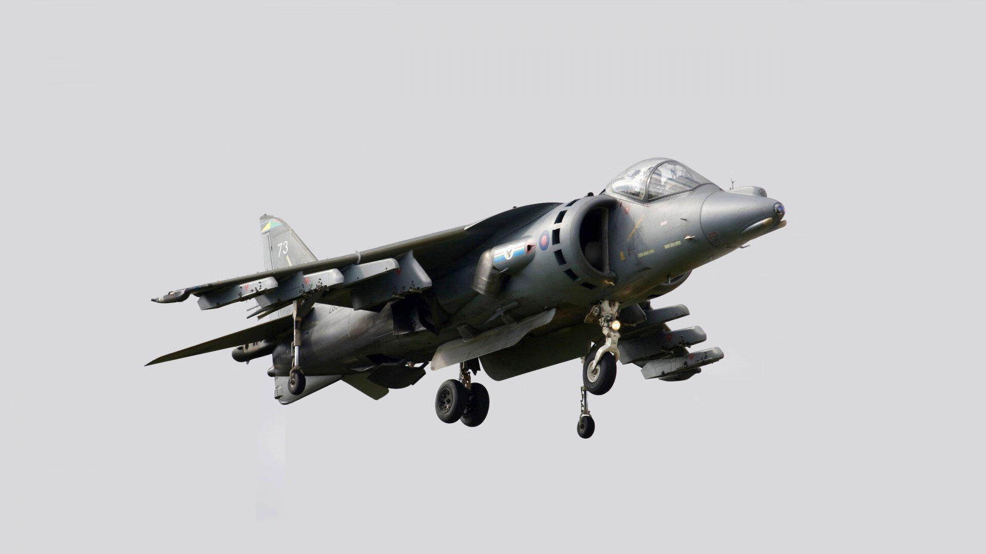 mk体育官方网站-进攻端表现出色，前场竞争愈发激烈。，进攻型中场和前锋