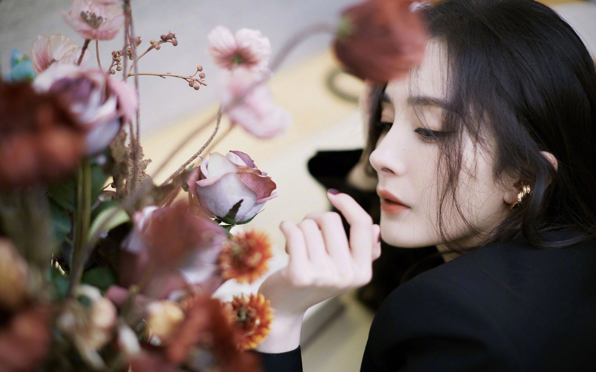 女子4×200米自由泳接力澳大利亚表现亮眼，女子4×200米自由泳接力采访